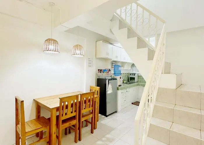 Homestay Nomads Mnl Backpackers - Near Airport Manila