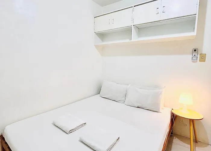 Nomads Mnl Backpackers - Near Airport