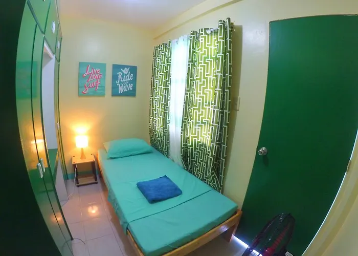 Homestay Nomads Mnl Backpackers - Near Airport *