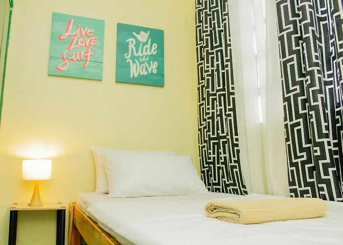 Homestay Nomads Mnl Backpackers - Near Airport