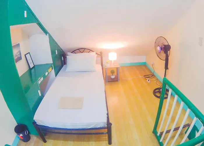 Nomads Mnl Backpackers - Near Airport Manila